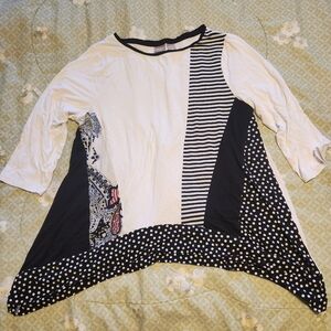 Chico's Asymmetrical Raglan Graphic Blouse